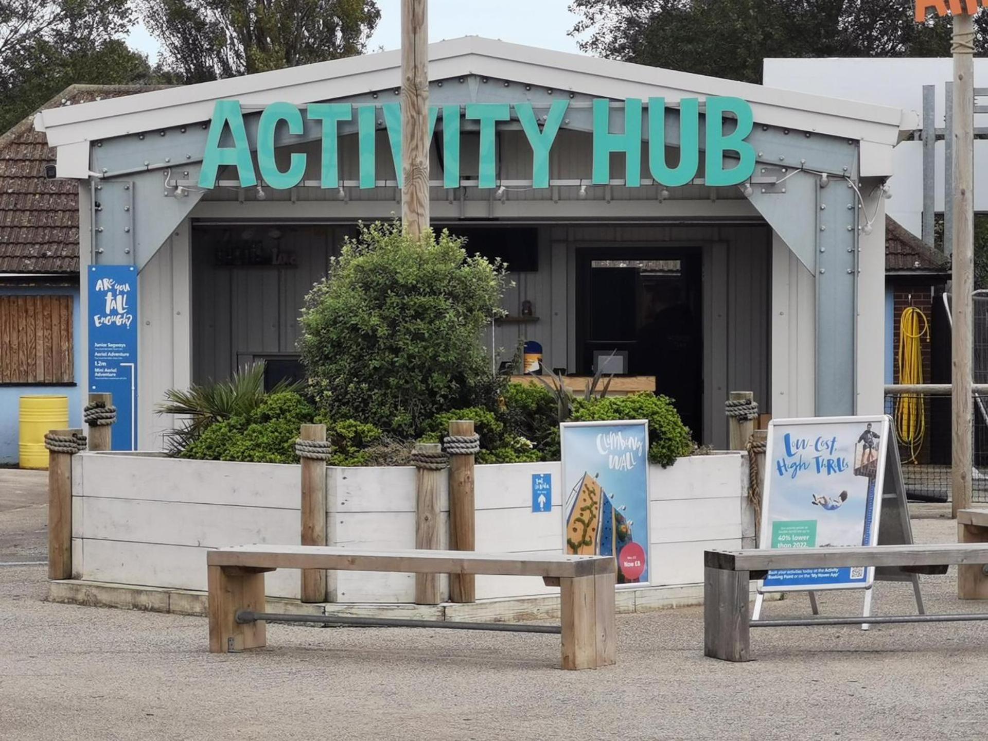 Golden Sands Beach Activities Sea Holiday Relax 梅布尔索普 外观 照片